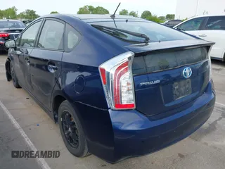 2015 Toyota Prius Four with VIN JTDKN3DU0F0479229, listed as a IAAI auction lot 42063782 with 203,501 mi miles and . Bid and sale history available at DreamBid. Image 3.