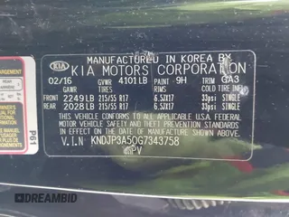 2016 Kia Soul + with VIN KNDJP3A50G7343758, listed as a IAAI auction lot 41908741 with 62,000 mi miles. Bid and sale history available at carsss.com. Image 9.