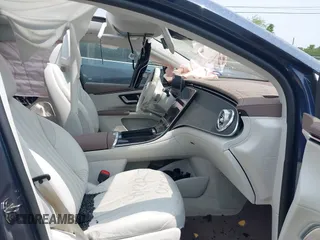2023 Mercedes-Benz EQS 450 z VIN 4JGDM2EB4PA014978, wystawiony jako IAAI lot #42165675 z przebiegiem 25 765 mil mil oraz . Historia ofert i sprzedaży dostępna na DreamBid. Obrazek 5.