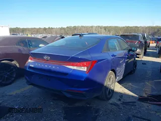 2023 Hyundai Elantra SEL z VIN KMHLS4AG0PU486415, wystawiony jako IAAI lot #41182236 z przebiegiem 65 143 mil mil oraz . Historia ofert i sprzedaży dostępna na DreamBid. Obrazek 4.