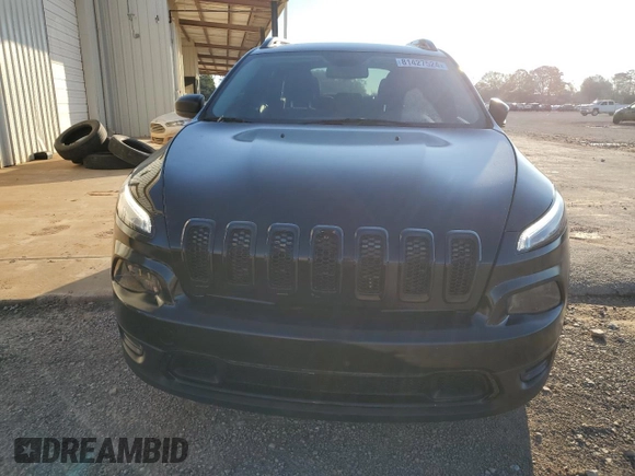 2017 Jeep Cherokee Sport z VIN 1C4PJLAS5HW571702, wystawiony jako Copart lot #81427524 z przebiegiem 220 832 mil mil oraz Czysty tytuł • Clean title. Historia ofert i sprzedaży dostępna na DreamBid. Obrazek 5.