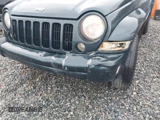 2005 Jeep Liberty Limited with VIN 1J4GK58K95W519297, listed as a IAAI auction lot 41766368 with 261,551 mi miles. Bid and sale history available at carsss.com. Image 13.