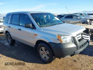 2006 Honda Pilot LX with VIN 2HKYF18156H556689, listed as a IAAI auction lot 40792236 with 273,856 mi miles. Bid and sale history available at carsss.com. Image 1.