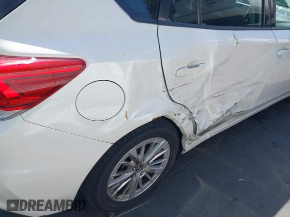 2017 Subaru Impreza Premium z VIN 4S3GTAD60H3715347, wystawiony jako IAAI lot #42218611 z przebiegiem 52 367 mil mil oraz . Historia ofert i sprzedaży dostępna na DreamBid. Obrazek 6.