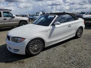 2008 BMW 1 Series 128i z VIN WBAUL73578VE88077, wystawiony jako Copart lot #48655115 z przebiegiem 142 931 mil mil oraz Szkoda całkowita • Salvage title. Historia ofert i sprzedaży dostępna na DreamBid. Obrazek 1.