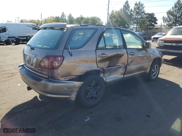1999 Lexus RX 300 Luxury SUV with VIN JT6HF10U0X0028358, listed as a Copart auction lot 72815424 with 260,257 mi miles and Salvage Title. Bid and sale history available at carsss.com. Image 3.
