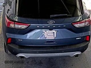 2020 Ford Escape SE с VIN 1FMCU9G68LUB81261, выставлен на аукционе IAAI как лот 42650256 с пробегом 82 353 миль миль и . История ставок и продаж доступна на DreamBid. Изображение 18.