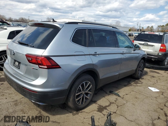 2019 Volkswagen Tiguan SE with VIN 3VV2B7AX9KM121005, listed as a Copart auction lot 50185215 with 60,192 mi miles and Salvage Title. Bid and sale history available at DreamBid. Image 3.