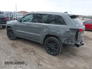 2020 Jeep Grand Cherokee Altitude with VIN 1C4RJFAGXLC148002, listed as a IAAI auction lot 41968918 with 130,377 mi miles. Bid and sale history available at carsss.com. Image 3.