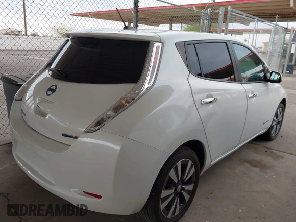 2015 Nissan LEAF SV with VIN 1N4AZ0CP1FC316894, listed as a IAAI auction lot 41826724 with 57,195 mi miles. Bid and sale history available at carsss.com. Image 4.