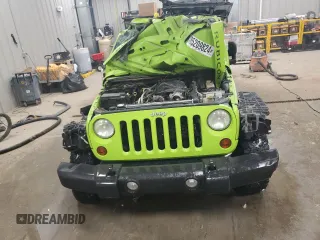 2013 Jeep Wrangler Unlimited Rubicon 10th Anniversary z VIN 1C4HJWFGXDL526535, wystawiony jako Copart lot #85209824 z przebiegiem Nie podano mil oraz Szkoda całkowita • Salvage title. Historia ofert i sprzedaży dostępna na DreamBid. Obrazek 5.