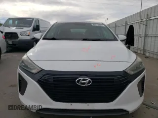 2018 Hyundai Ioniq Blue z VIN KMHC65LC4JU096316, wystawiony jako Copart lot #80973724 z przebiegiem 96 791 mil mil oraz Szkoda całkowita • Salvage title. Historia ofert i sprzedaży dostępna na DreamBid. Obrazek 5.