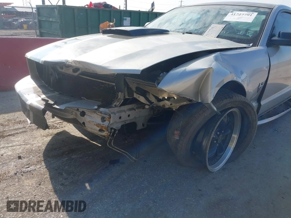 2009 Ford Mustang GT with VIN 1ZVHT82H795128079, listed as a IAAI auction lot 41727791 with 131,495 mi miles and . Bid and sale history available at DreamBid. Image 6.