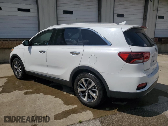 2019 Kia Sorento EX z VIN 5XYPH4A59KG454740, wystawiony jako Copart lot #52552275 z przebiegiem 130 114 mil mil oraz Czysty tytuł • Clean title. Historia ofert i sprzedaży dostępna na DreamBid. Obrazek 2.