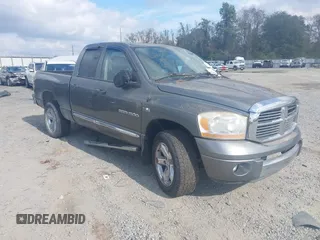 2006 Dodge Ram 1500 SLT with VIN 1D7HU18256S616153, listed as a IAAI auction lot 40974664 with 136,913 mi miles. Bid and sale history available at carsss.com. Image 1.