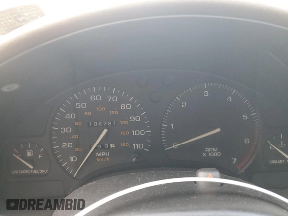 1997 Saturn SL with VIN 1G8ZH5285VZ365951, listed as a Copart auction lot 70902264 with 104,781 mi miles and Salvage Title. Bid and sale history available at carsss.com. Image 9.
