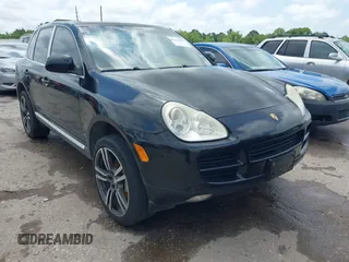 2005 Porsche Cayenne S z VIN WP1AB29P85LA66147, wystawiony jako IAAI lot #42216399 z przebiegiem 159 222 mil mil oraz . Historia ofert i sprzedaży dostępna na DreamBid. Obrazek 1.