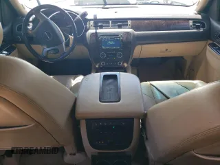 2011 GMC Yukon XL Denali with VIN 1GKS1MEF0BR314275, listed as a Copart auction lot 63796214 with 176,438 mi miles and Salvage Title. Bid and sale history available at carsss.com. Image 8.