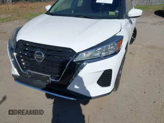 2021 Nissan Kicks SV z VIN 3N1CP5CV9ML485943, wystawiony jako IAAI lot #42121266 z przebiegiem 34 810 mil mil oraz . Historia ofert i sprzedaży dostępna na DreamBid. Obrazek 17.