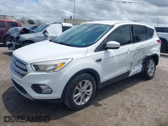 2019 Ford Escape SE z VIN 1FMCU0GD1KUA12322, wystawiony jako IAAI lot #42232033 z przebiegiem 141 764 mil mil oraz . Historia ofert i sprzedaży dostępna na DreamBid. Obrazek 17.