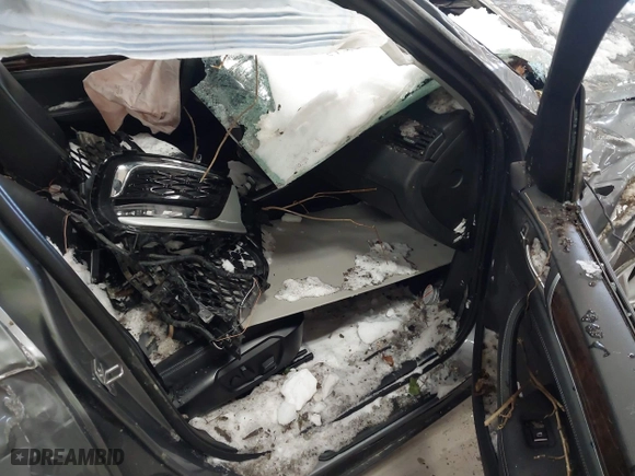 2015 BMW X3 xDrive28i with VIN 5UXWX9C51F0D52919, listed as a IAAI auction lot 41505111 with 1 mi miles. Bid and sale history available at carsss.com. Image 5.