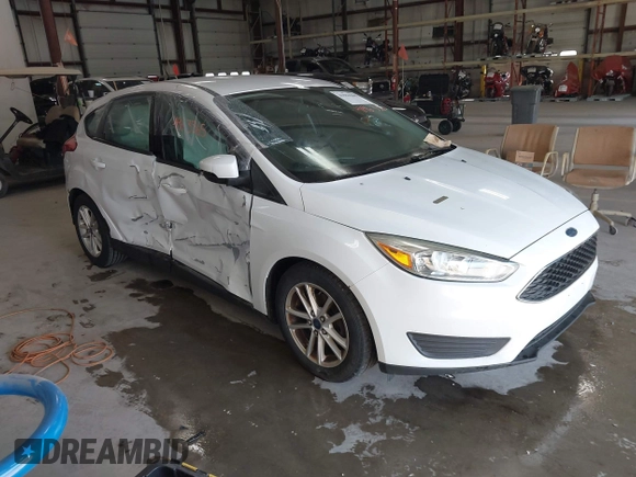 2015 Ford Focus SE with VIN 1FADP3K29FL289504, listed as a IAAI auction lot 41963365 with Not Provided miles. Bid and sale history available at carsss.com. Image 1.