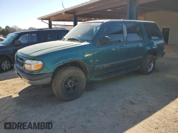 1998 Ford Explorer XLT z VIN 1FMZU32P8WZC33499, wystawiony jako Copart lot #46713545 z przebiegiem 371 924 mil mil oraz Szkoda całkowita • Salvage title. Historia ofert i sprzedaży dostępna na DreamBid. Obrazek 1.