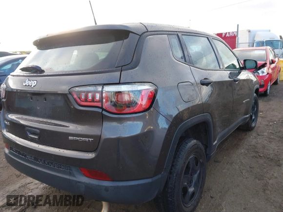 2017 Jeep Compass Sport z VIN 3C4NJDAB8HT667519, wystawiony jako IAAI lot #41488704 z przebiegiem 111 242 mil mil oraz . Historia ofert i sprzedaży dostępna na DreamBid. Obrazek 4.