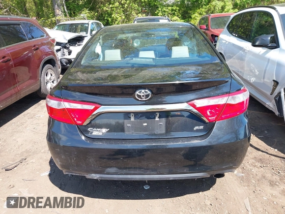 2015 Toyota Camry XLE z VIN 4T1BF1FK9FU985479, wystawiony jako IAAI lot #42220674 z przebiegiem 162 045 mil mil oraz . Historia ofert i sprzedaży dostępna na DreamBid. Obrazek 16.