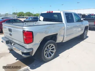 2015 Chevrolet Silverado 1500 LT with VIN 3GCPCRECXFG444827, listed as a IAAI auction lot 41928564 with 146,167 mi miles. Bid and sale history available at carsss.com. Image 4.