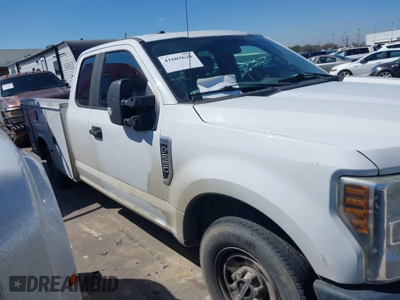2018 Ford F-250 XL with VIN 1FT7X2A62JEC26554, listed as a IAAI auction lot 41603638 with 131,469 mi miles and . Bid and sale history available at DreamBid. Image 13.