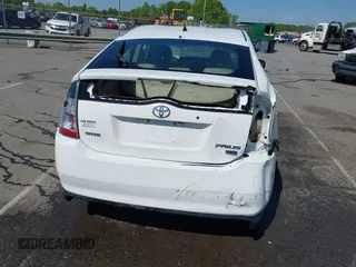 2005 Toyota Prius with VIN JTDKB20U853012517, listed as a IAAI auction lot 41996687 with 99,586 mi miles. Bid and sale history available at carsss.com. Image 17.
