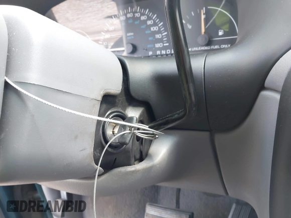 2000 Dodge Caravan with VIN 2B4FP25B8YR708751, listed as a IAAI auction lot 42471041 with 200,820 mi miles and . Bid and sale history available at DreamBid. Image 11.