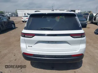 2023 Jeep Grand Cherokee Altitude with VIN 1C4RJHAG4P8106056, listed as a IAAI auction lot 42275021 with 27,251 mi miles and . Bid and sale history available at DreamBid. Image 16.