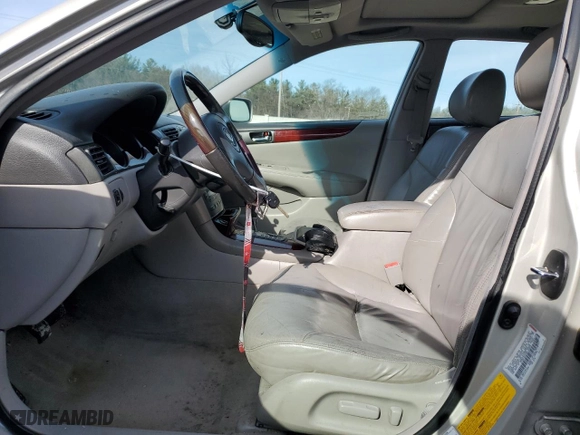 2003 Lexus ES 300 with VIN JTHBF30G030125203, listed as a Copart auction lot 51634635 with 207,202 mi miles and Non Repairable. Bid and sale history available at carsss.com. Image 7.