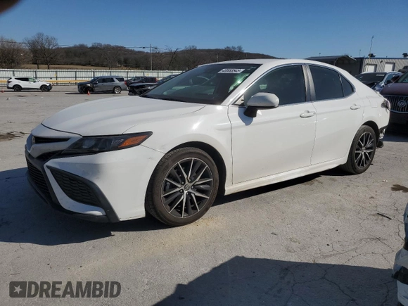 2021 Toyota Camry SE Nightshade with VIN 4T1G11AK5MU580812, listed as a Copart auction lot 48553545 with 86,337 mi miles and Salvage Title. Bid and sale history available at carsss.com. Image 1.