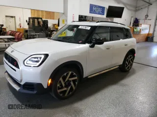 2025 MINI Countryman S with VIN WMZ23GA06S7P28505, listed as a Copart auction lot 62630755 with 6,812 mi miles and Clean title. Bid and sale history available at DreamBid. Image 1.