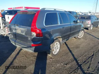 2008 Volvo XC90 V8 with VIN YV4CZ852481466660, listed as a IAAI auction lot 41062188 with 231,871 mi miles. Bid and sale history available at carsss.com. Image 4.