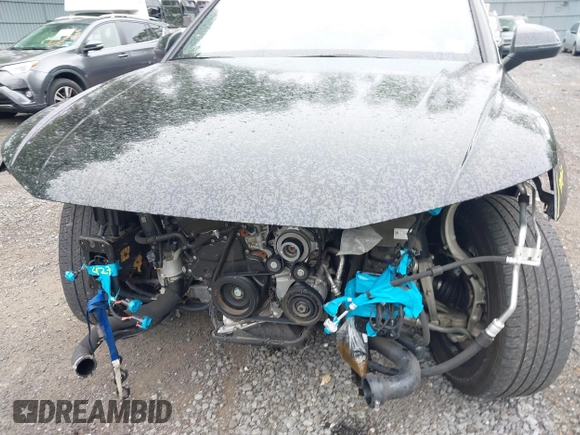 2021 Audi Q5 Premium Plus with VIN WA1BAAFY1M2017824, listed as a IAAI auction lot 42365397 with 71,914 mi miles and . Bid and sale history available at DreamBid. Image 6.