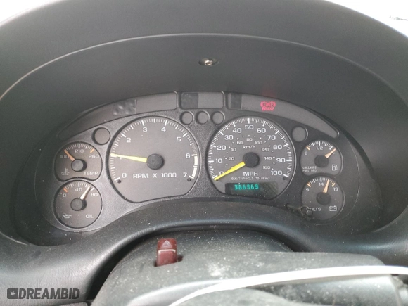 1998 Chevrolet S-10 LS with VIN 1GCCS1941W8238856, listed as a Copart auction lot 81976454 with 366,969 mi miles and Salvage Title. Bid and sale history available at carsss.com. Image 9.
