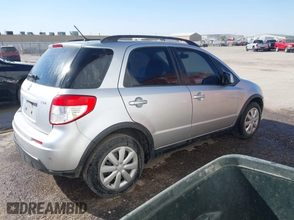 2010 Suzuki SX4 with VIN JS2YA5A30A6301412, listed as a IAAI auction lot 40599958 with 123,177 mi miles. Bid and sale history available at carsss.com. Image 4.
