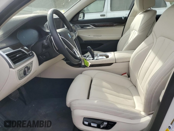 2021 BMW 7 Series 740i xDrive с VIN WBA7T4C00MCG02720, выставлен на аукционе Copart как лот 72033844 с пробегом 29 767 миль миль и Списание • Salvage title. История ставок и продаж доступна на DreamBid. Изображение 7.
