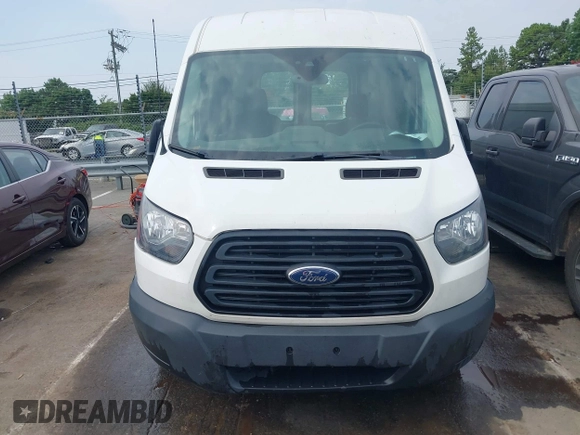 2019 Ford Transit с VIN 1FTYR2CM6KKA87249, выставлен на аукционе IAAI как лот 42684483 с пробегом 194 890 миль миль и . История ставок и продаж доступна на DreamBid. Изображение 12.