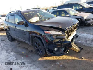 2018 Jeep Cherokee Latitude with VIN 1C4PJMCX0JD554158, listed as a IAAI auction lot 41385917 with 98,823 mi miles. Bid and sale history available at carsss.com. Image 1.