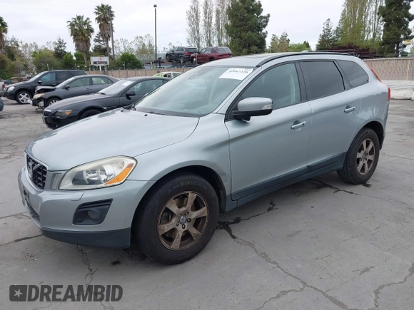 2010 Volvo XC60 3.2L with VIN YV4960DL5A2106408, listed as a IAAI auction lot 42047320 with 179,847 mi miles. Bid and sale history available at carsss.com. Image 2.