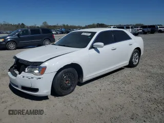 2013 Chrysler 300 with VIN 2C3CCAAG5DH509660, listed as a Copart auction lot 50323635 with 184,157 mi miles and Salvage Title. Bid and sale history available at carsss.com. Image 1.