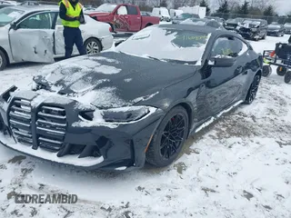 2023 BMW M4 Competition xDrive с VIN WBS43AZ03PCL99862, выставлен на аукционе IAAI как лот 41608020 с пробегом 28 295 миль миль и . История ставок и продаж доступна на DreamBid. Изображение 16.
