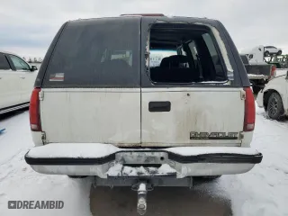 1997 Chevrolet Tahoe with VIN 1GNEK13R7VJ362707, listed as a Copart auction lot 43449635 with 198,516 mi miles and Salvage Title. Bid and sale history available at carsss.com. Image 6.