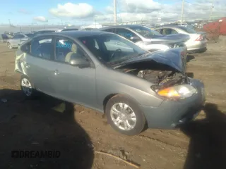 2010 Hyundai Elantra GLS z VIN KMHDU4AD0AU083367, wystawiony jako IAAI lot #37763101 z przebiegiem 162 264 mil mil oraz . Historia ofert i sprzedaży dostępna na DreamBid. Obrazek 1.