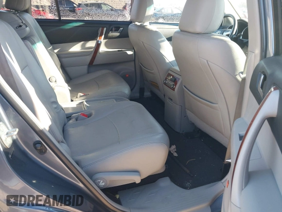 2013 Toyota Highlander Limited with VIN 5TDDK3EH5DS189890, listed as a IAAI auction lot 41101446 with 136,648 mi miles and . Bid and sale history available at DreamBid. Image 8.